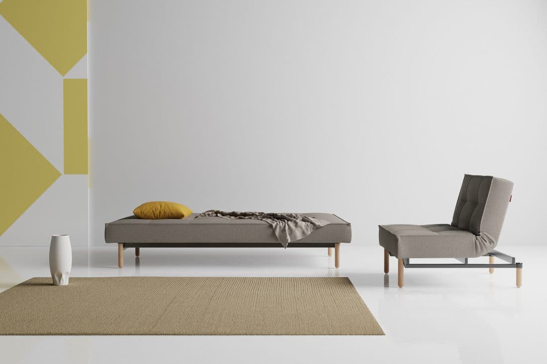Splitback Stem Sofa Bed 521 E4 Web