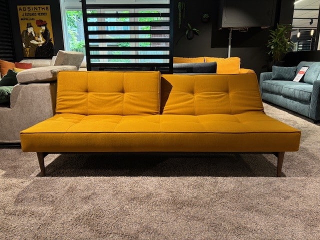 Splitback showroom model smoked oak