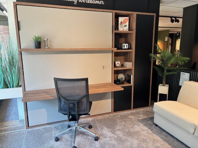 easy desk work showroommodel snel leverbaar en super handig. bed en bureau in één